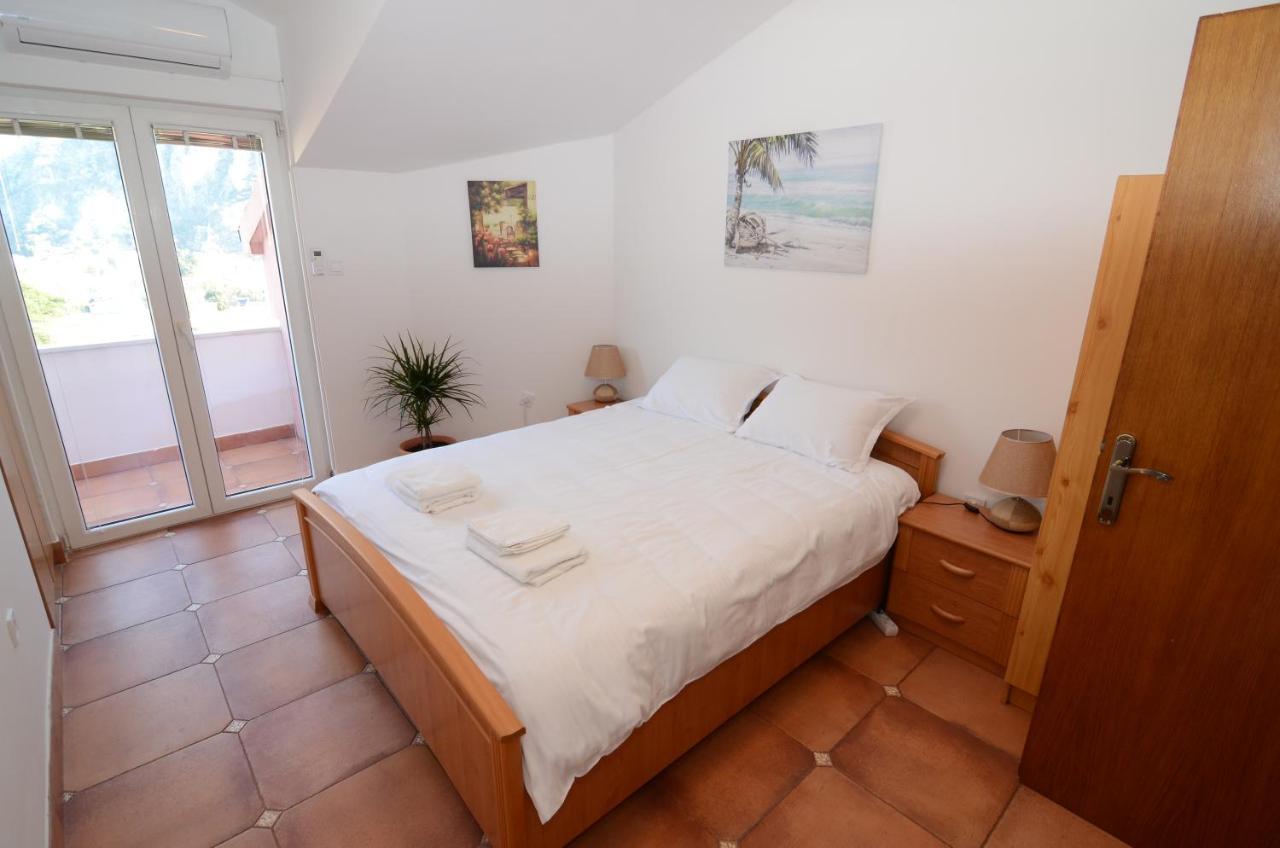 Maritimo Apartments Kotor Luaran gambar