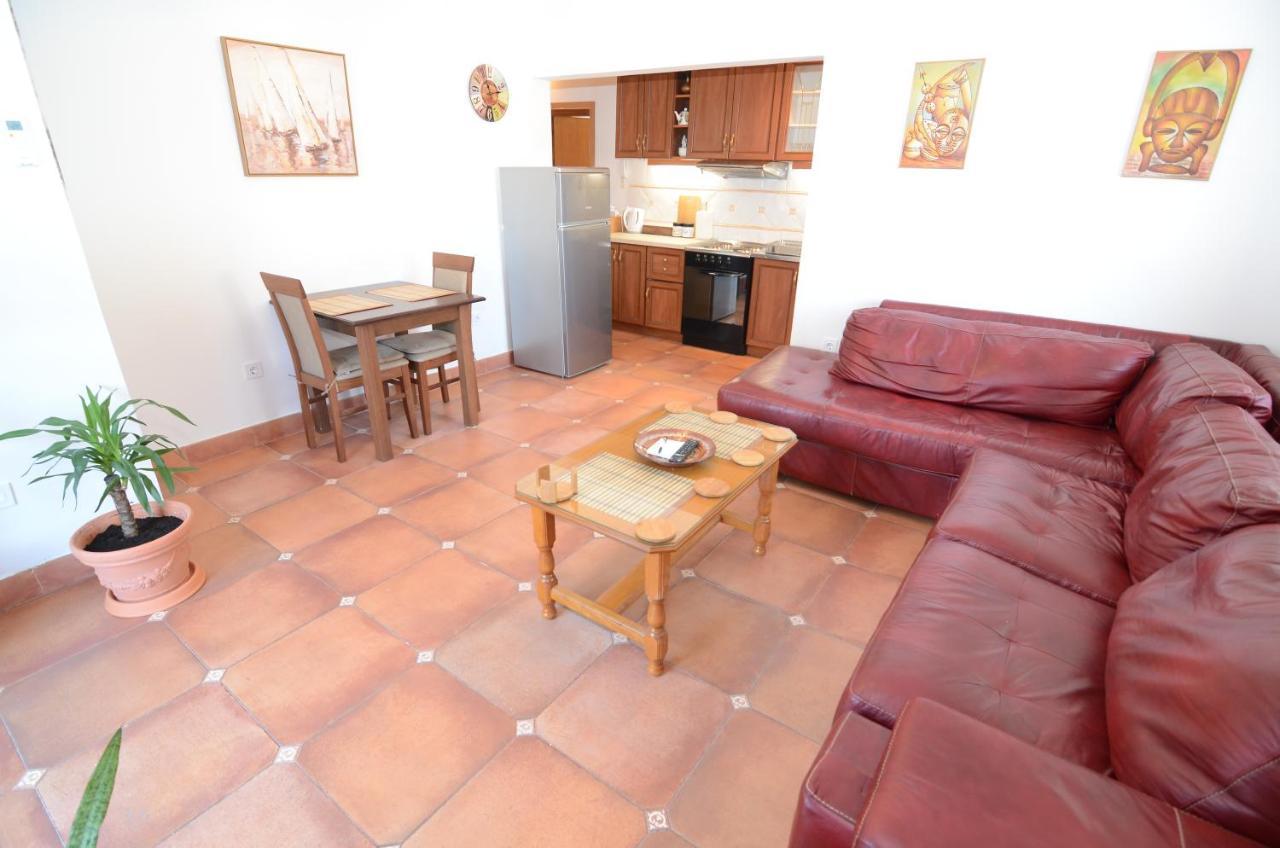Maritimo Apartments Kotor Luaran gambar
